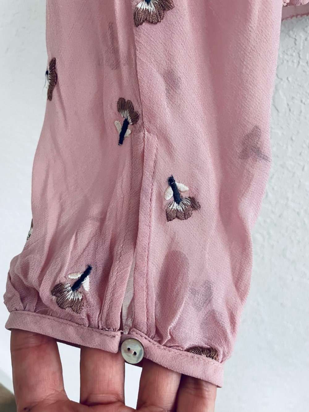 Aritzia Wilfred Embroidered Peplum Blouse Pink Floral Babydoll Size Large - Picture 7 of 13